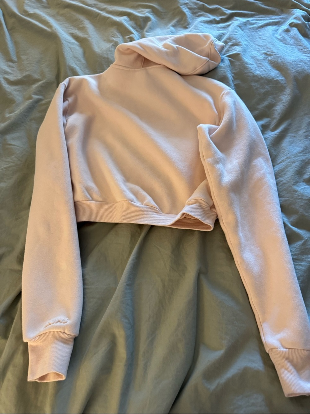 Skims Cropped Hoodie & Jogger Set in Light pink. Ladies small NWT - Picture 5 of 11